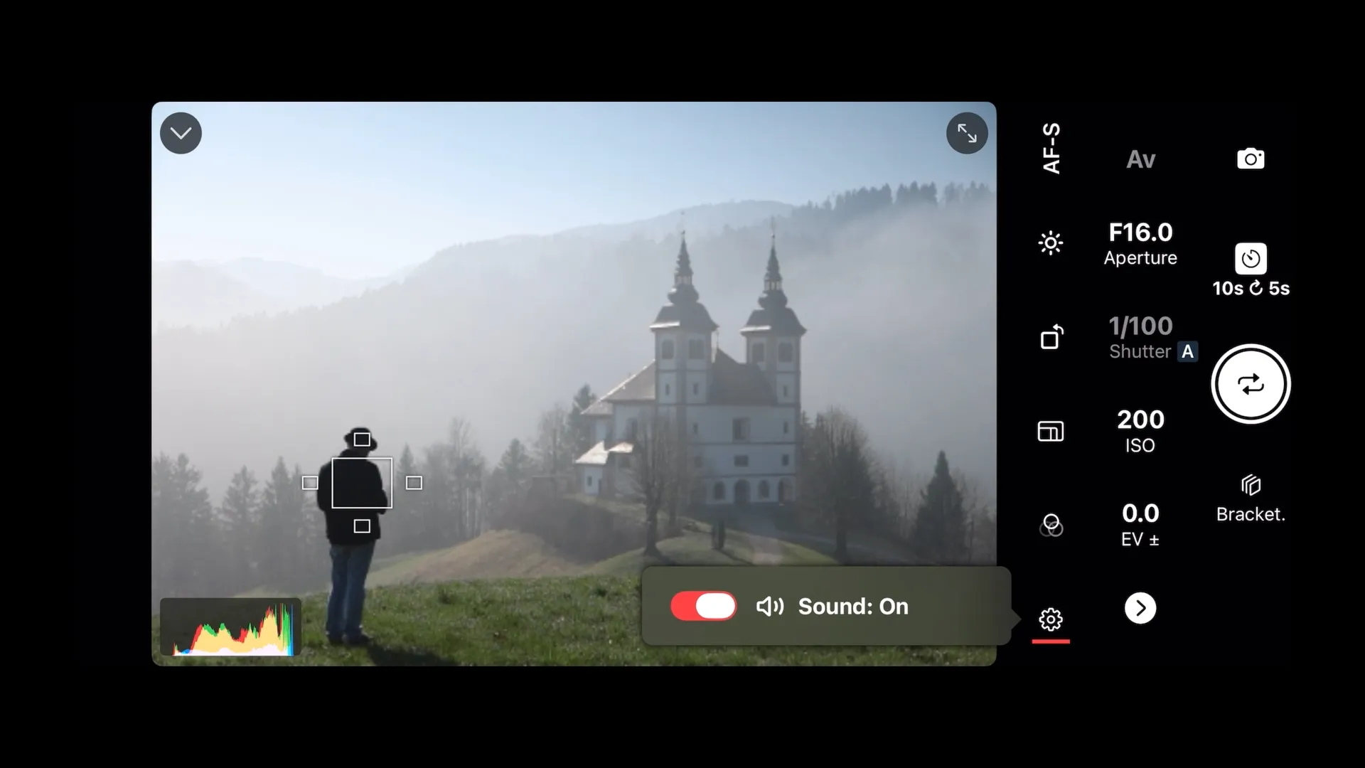 Turn on the sound in Shutter to hear the timer countdown and prepare for each shot